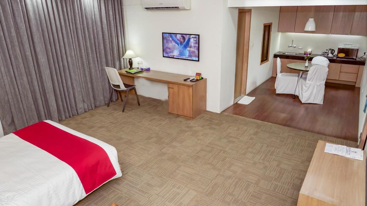 Asia Pacific Hotel Дакка Екстер'єр фото
