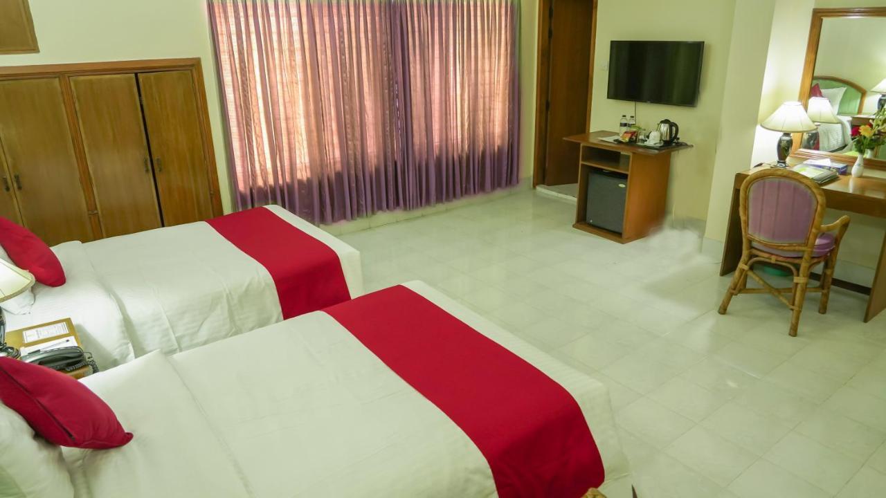 Asia Pacific Hotel Дакка Екстер'єр фото