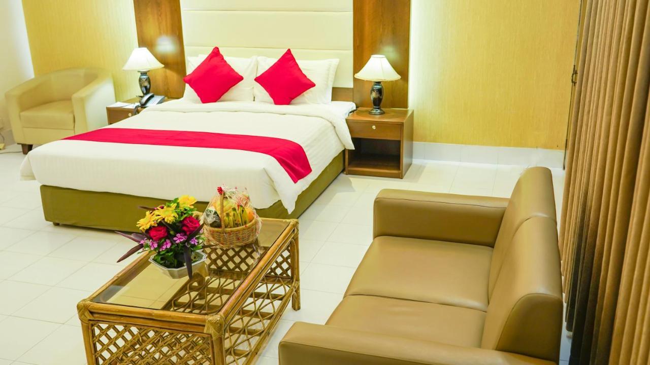 Asia Pacific Hotel Дакка Екстер'єр фото